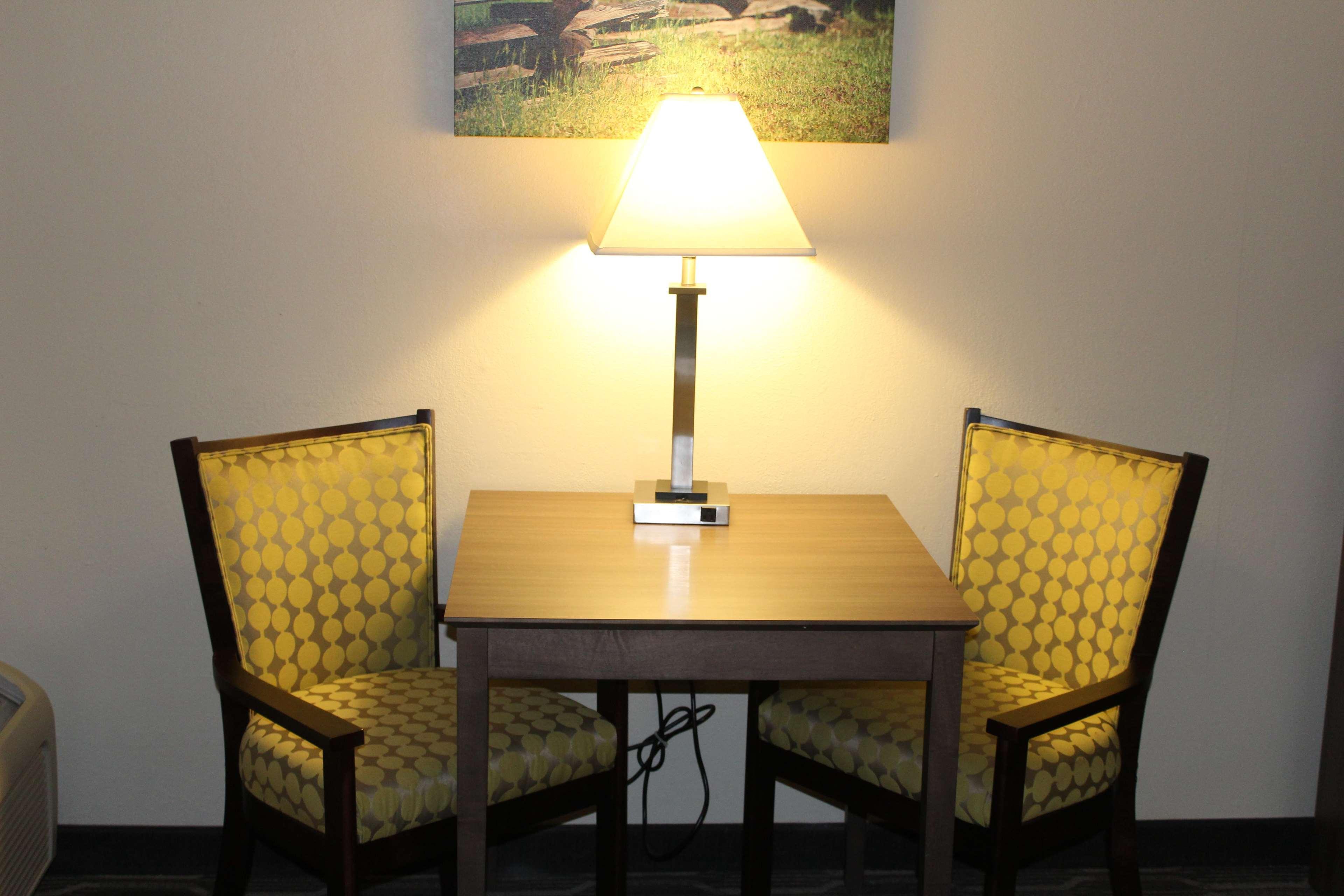 Best Western Plus Yadkin Valley Inn & Suites Jonesville Exterior foto