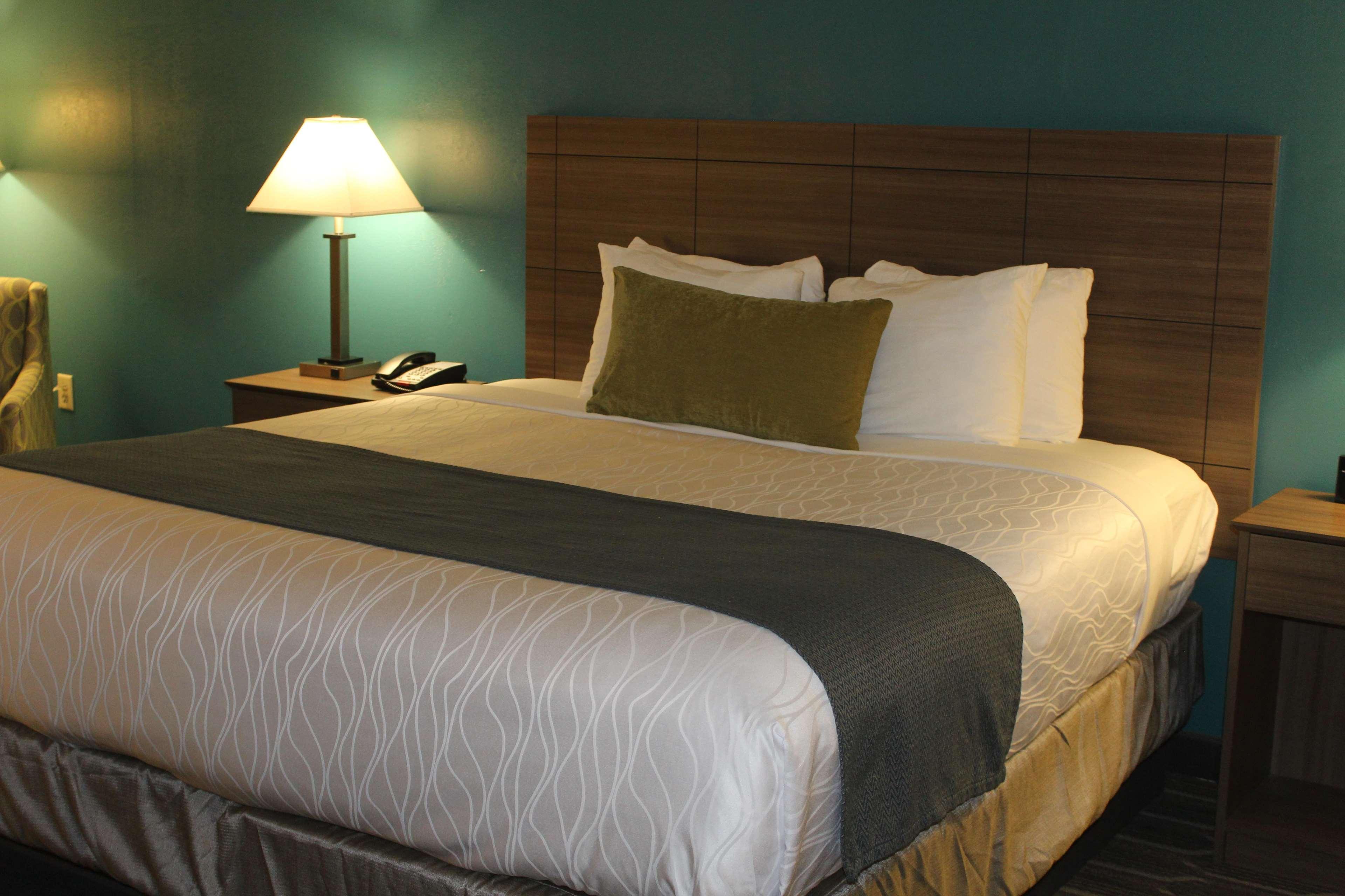 Best Western Plus Yadkin Valley Inn & Suites Jonesville Exterior foto